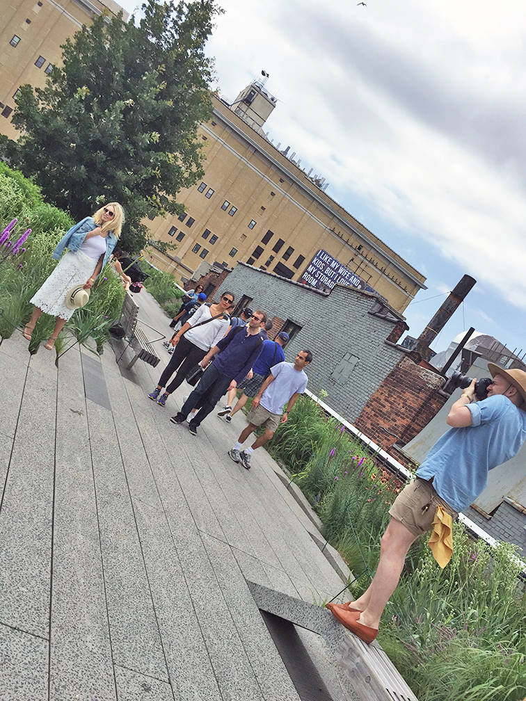 Photo shoot on the High Line NYC, behind the scenes with Keaton Row