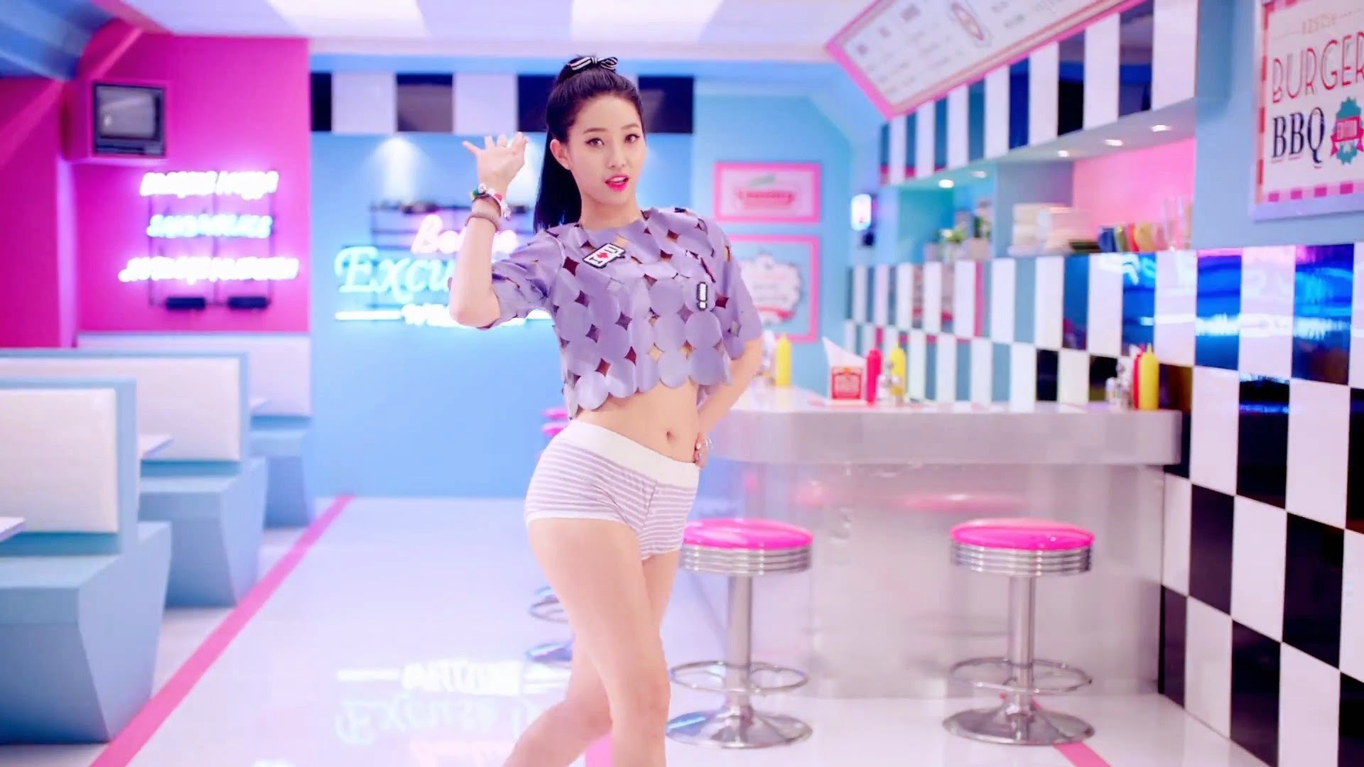 Bestie love options. Bestie excuse me. Korean kpop. Bestie к-рор группа. Bestie wers игра.