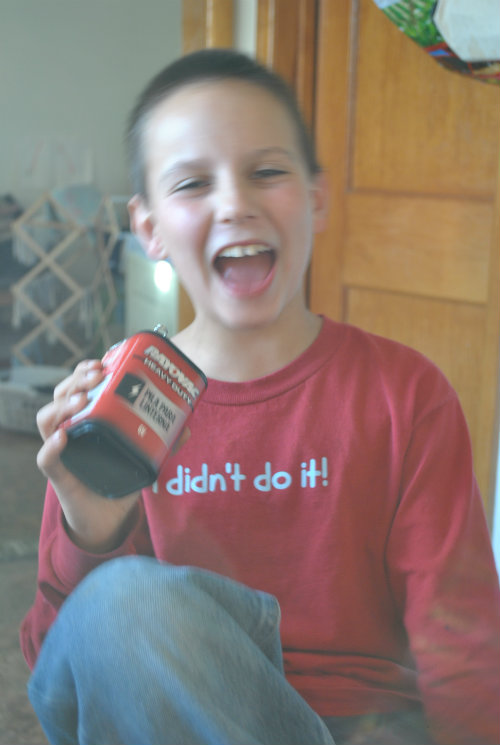 Prairie Mother Let's Lick a 9 Volt Battery...why not??