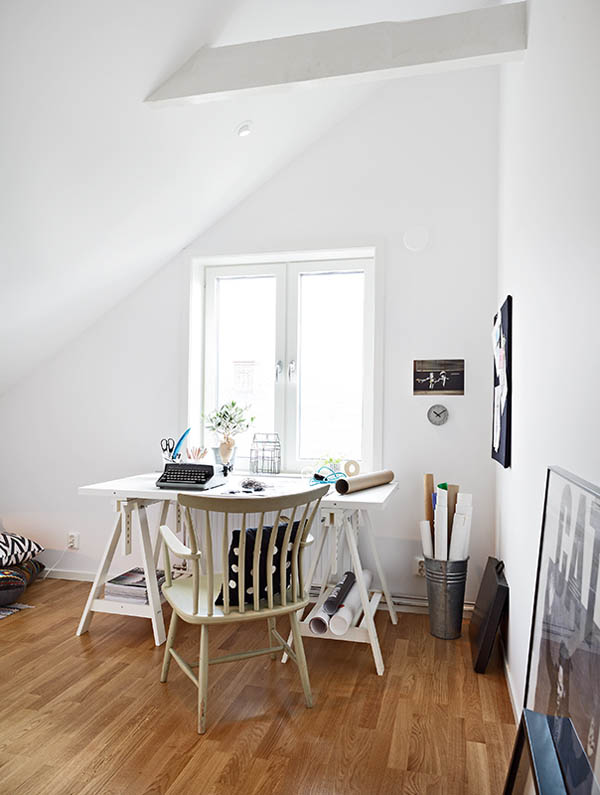 Hogares Frescos: Apartamento de dos pisos ingeniosamente diseñado.