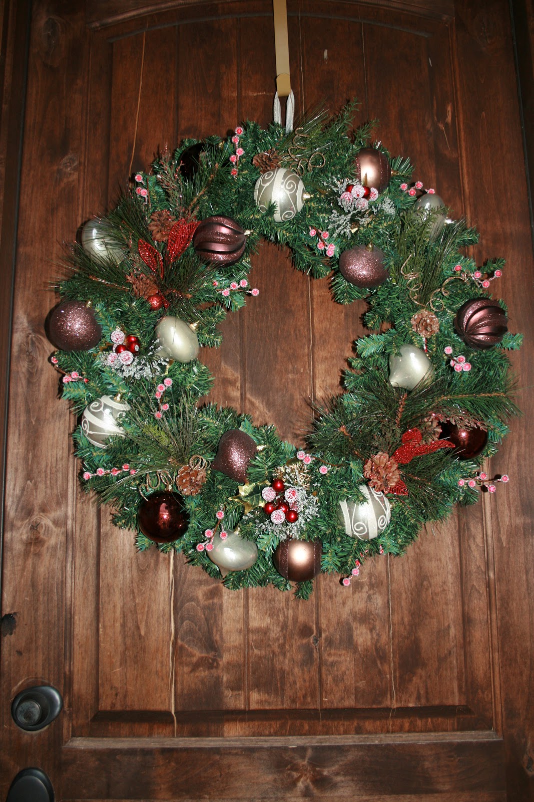 Do it yourself Christmas Holiday Wreath Craft