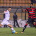 Vitória deixa triunfo escapar, empata com o Santos e traz um ponto do Pacaembu