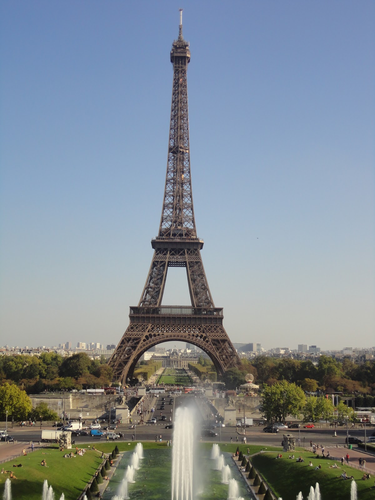 NDSU Travel Experts: The Wonders of Paris