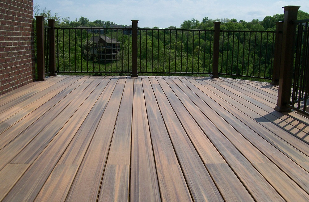 Aussie's Hub Composite Decking A Better Option than Conventional Decking