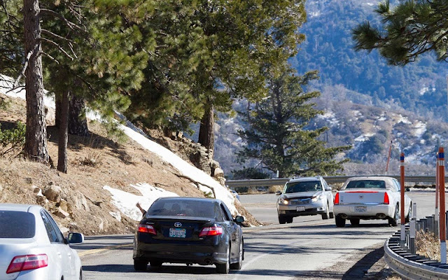 Serviço de aluguel de carro em Big Bear Lake Serviço de aluguel de carro em Big Bear Lake