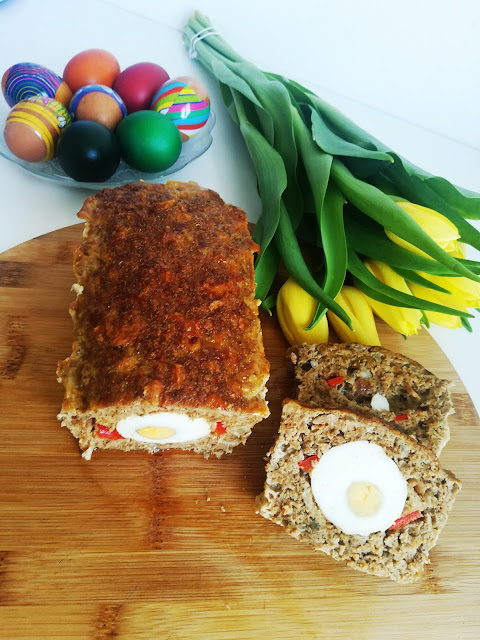Pasztet - pieczeń z mięsa mielonego z jajkiem