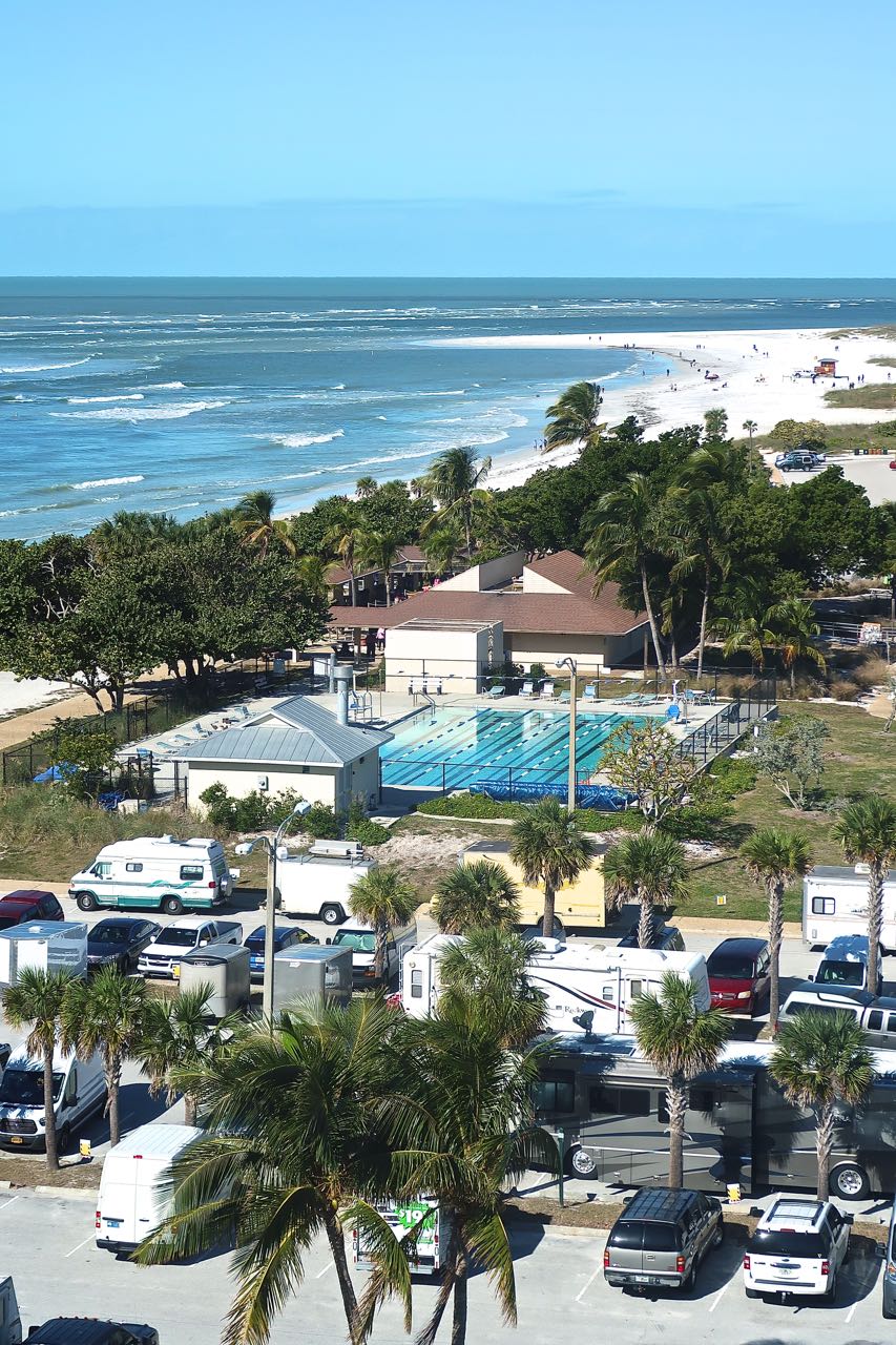 Scrumpdillyicious Lido Beach Resort Sun Sand Sunday Brunch Located On The Eighth Floor Of Beautiful Lido Beach Resort Grille Has One Sarasota S Finest Views With To Ceiling Gl