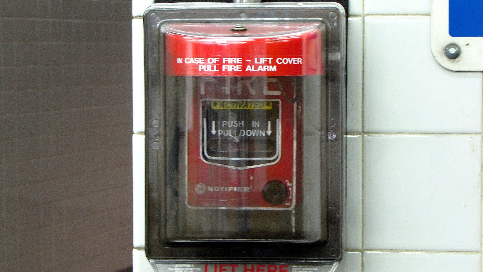 Fire alarm pull station Fire Choices
