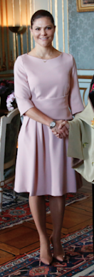 Robe The Fold / escarpins Gianvito Rossi