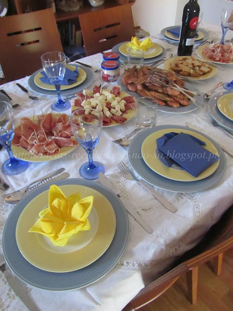 Table Decoration "Yellow & Blue" 