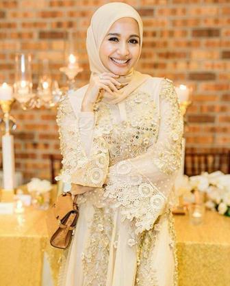 Model Kebaya Muslimah Sederhana Dan Elegan