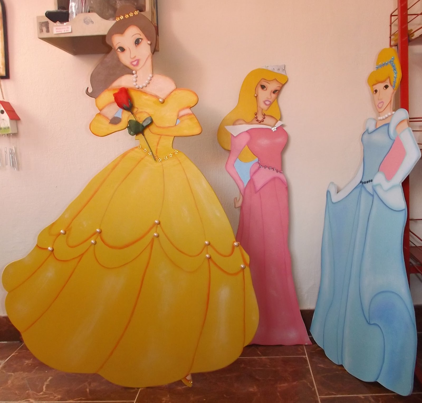 TALLER DE PINTURA DECORATIVA: princesas pintadas, trabajo de Maria