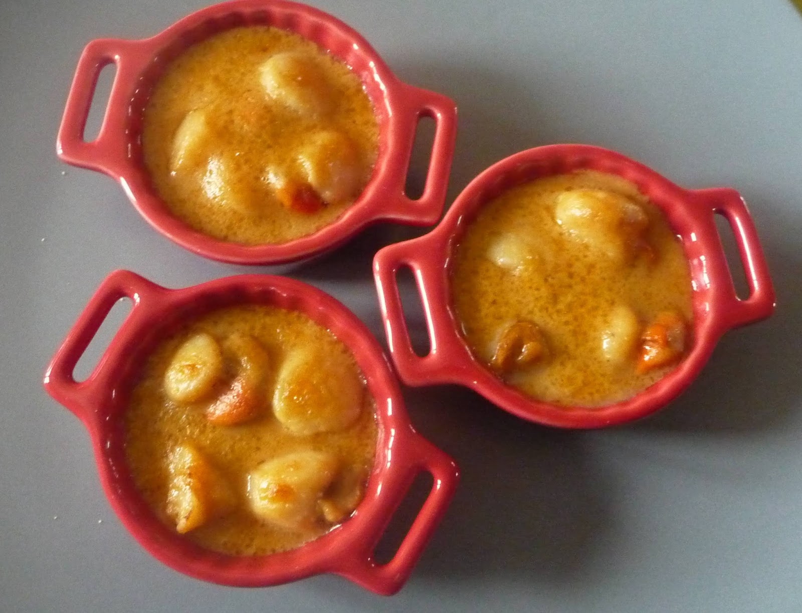 Flan Bisque De Homard Lait Concentré Cuillère, aiguille et scie sauteuse: Saint-Jacques sauce homardine