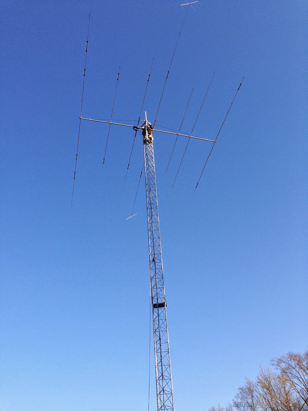 Tower & antenna install Antenna is UP