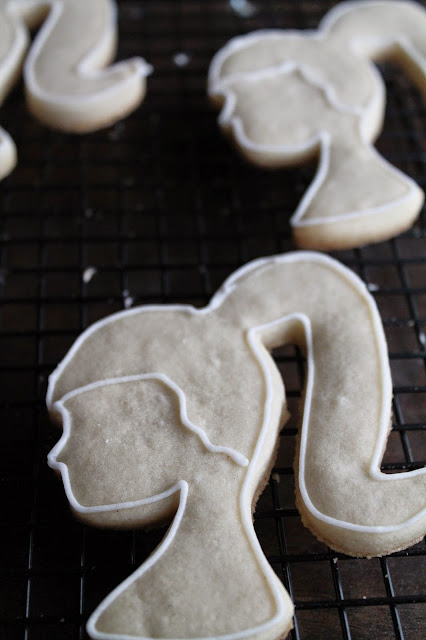 Barbie logo, galleta de barbie, Barbie silhouette cookie, Barbie decorated cookie, galleta de Barbie, barbie core, Barbie the movie, barbie cookies, barbie decorated cookies with royal icing, barbie party