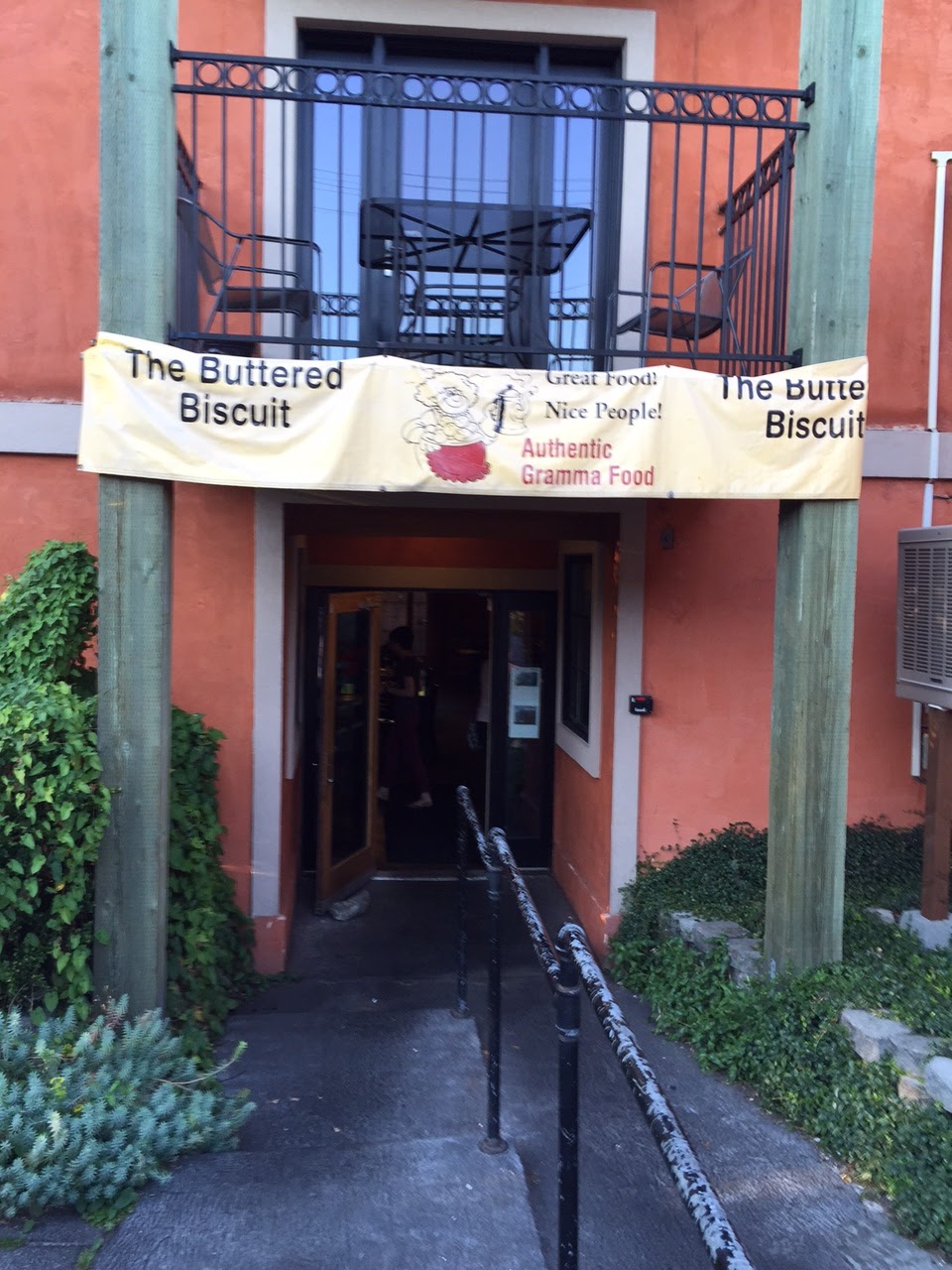 Sumner Washington Buttered Biscuit Sumner