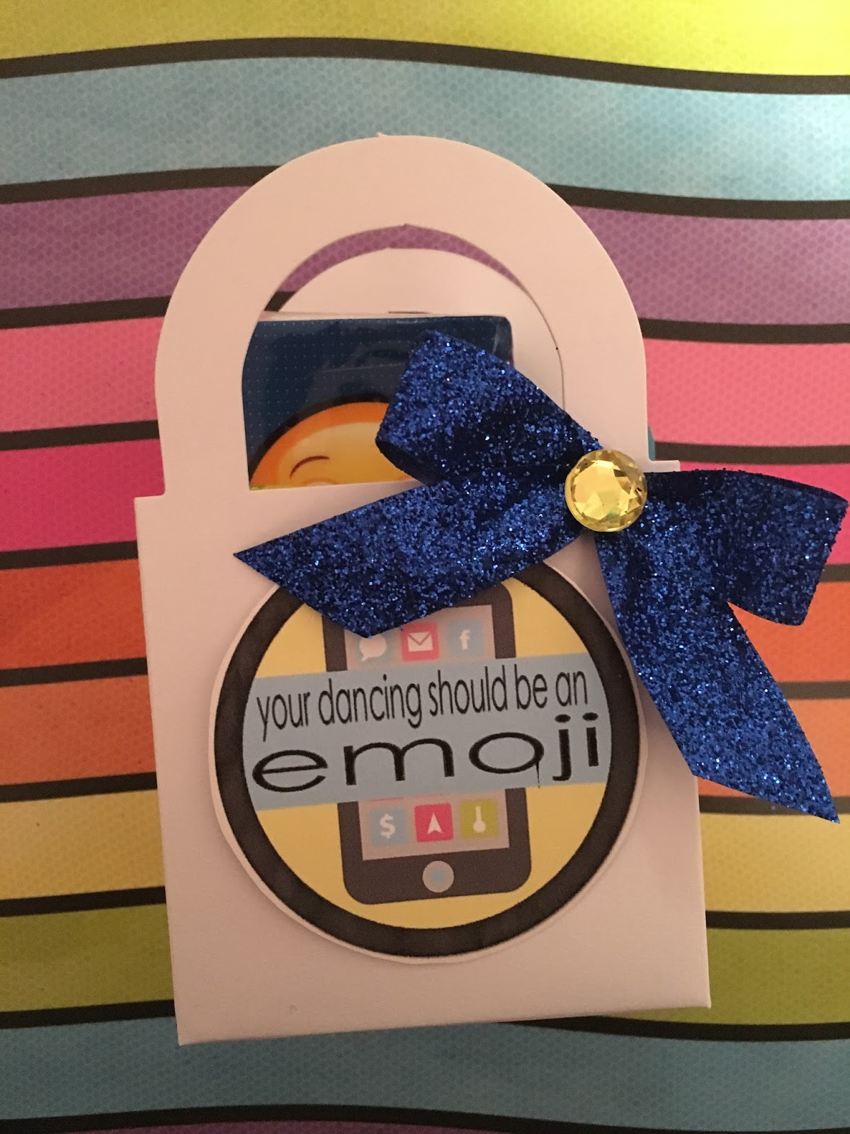 The Lily of the Valley Craft Room "Your Dancing Should be an Emoji