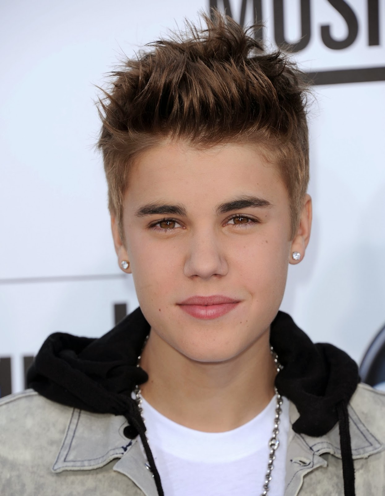 Information Dose: Justin Bieber