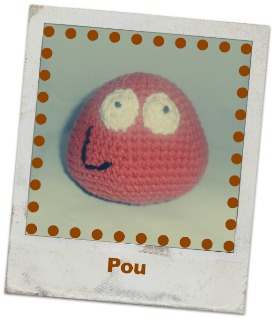 Con hilos, lanas y botones: Pou amigurumi Con hilos, lanas y botones: Pou amigurumi
