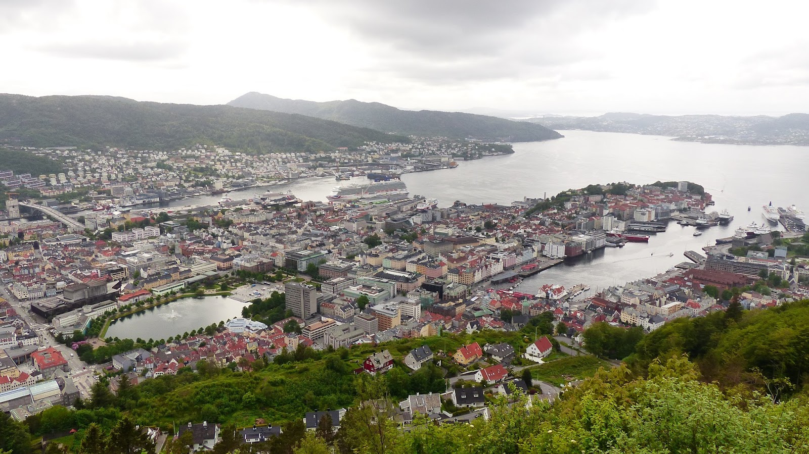 Mi viaje a Cabo norte en el Ms Lofoten - Blogs de Noruega - DIA 1º: LUNES, 29 /06: BERGEN (4)