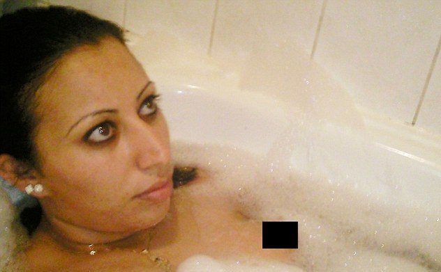Wanita Pelaku Teror Penembakan Paris Ternyata Wanita Nakal dan Tak Pernah Baca Al Quran Hasna Ait Boulahcen