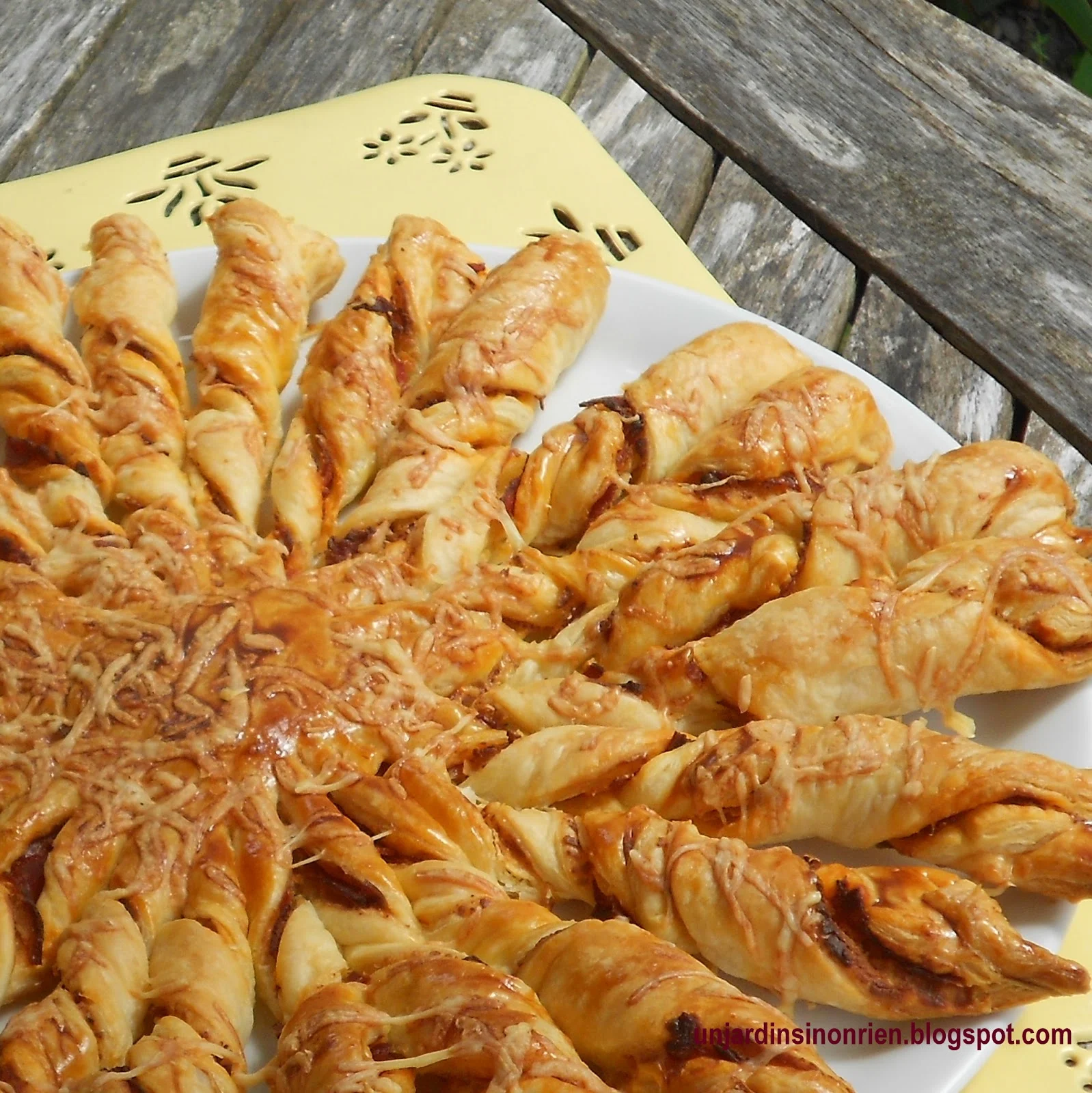 Un jardin sinon rien: Tarte soleil au saumon