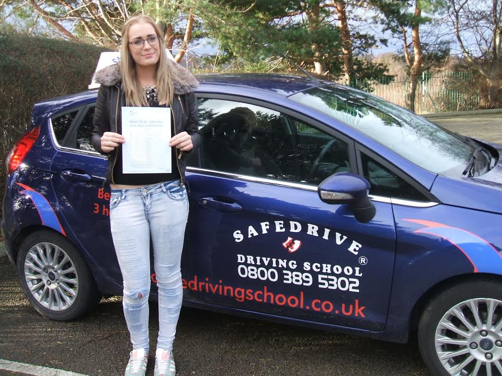 Safedrive Stars Driving lessons Chesterfield, Driving instructor