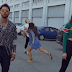Dua Lipa flutua ao lado de Miguel e até arrisca uma coreografia no clipe de "Lost In Your Light"