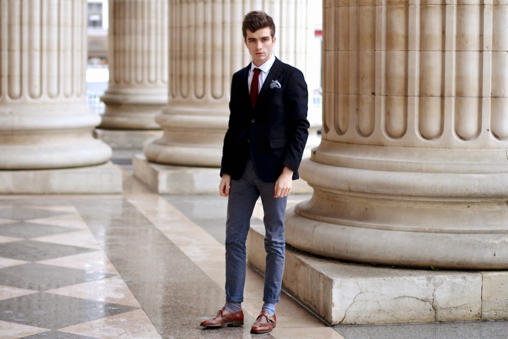 BLOG-MODE-HOMME-STYLE-MENSFASHION-Preppy-Paris_Charlie-Watch-Montre-office-artist-chemise-france-Uniqlo-Veste-costume-ceinture-tressée-chassures-boucle-chino-pantalon-asos-pochette-paisley
