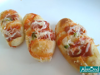 Roti Manis Pizza, Roti Manis Pizza Enak, Roti Manis Topping Pizza , Roti Manis Pizza Murah Roti Manis Pizza, Roti Manis Pizza Enak, Roti Manis Topping Pizza , Roti Manis Pizza Murah
