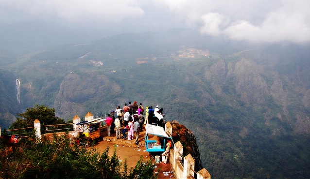 Dolphin’s Nose in Ooty
