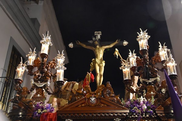 Sigue el pleno de "sies" de las Hermandades de la Capital a la Magna Exposición cordobesa Sigue el pleno de "sies" de las Hermandades de la Capital a la Magna Exposición cordobesa