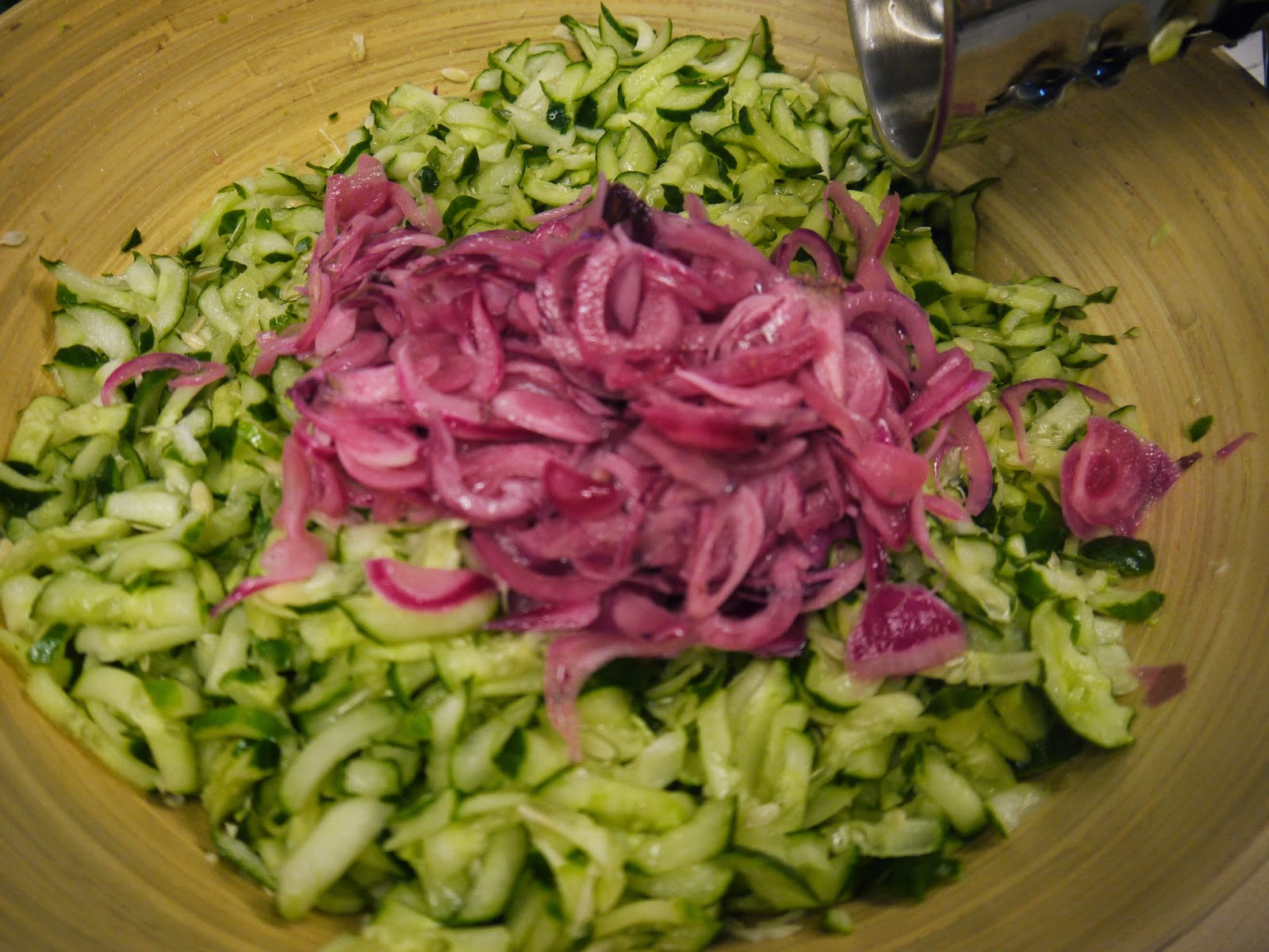 Foodture Cooking for a Healthy Future Pickled red onion cucumber slaw