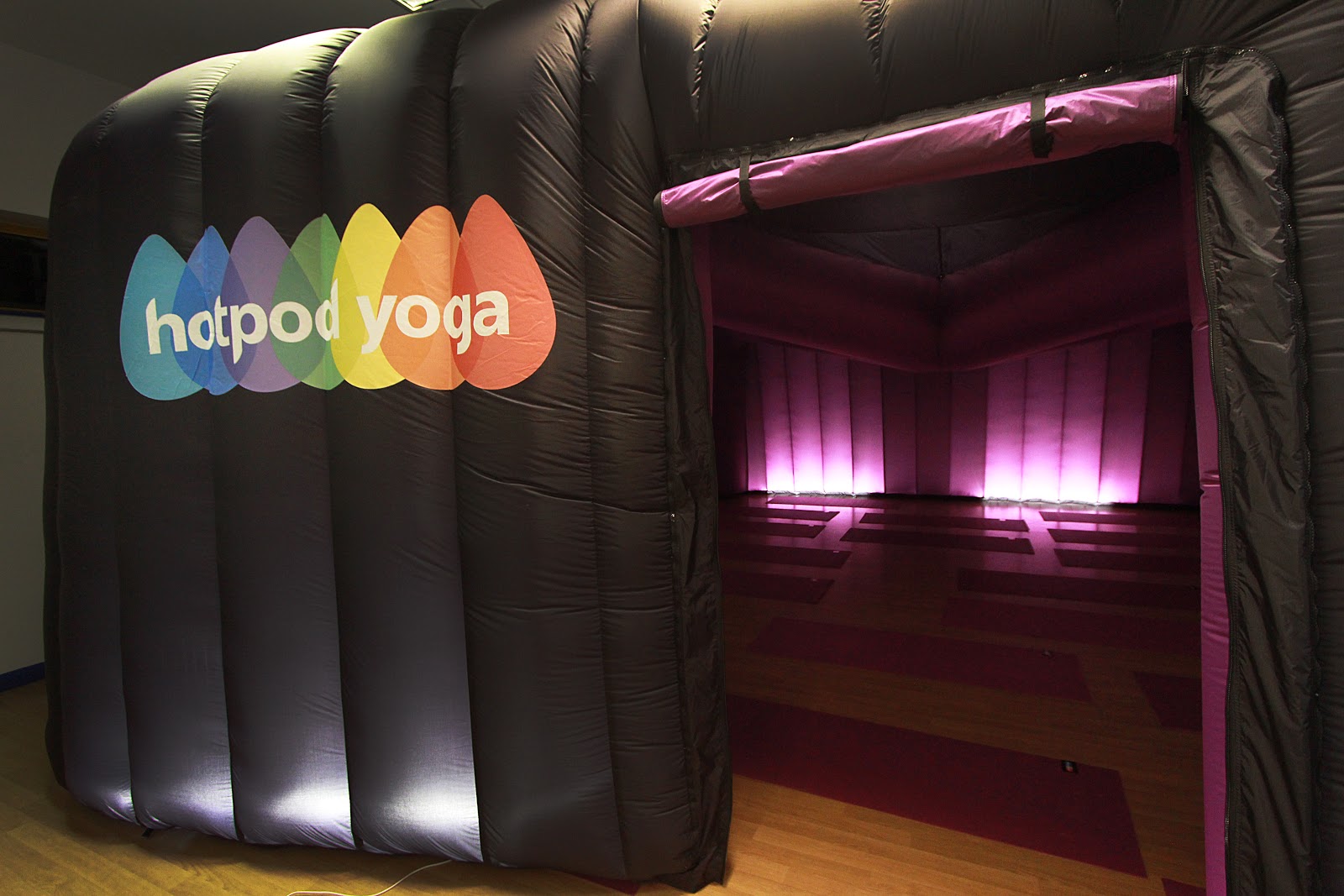 CreweRead Photography Hot Pod Yoga