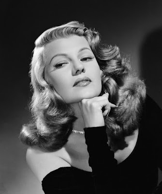 1940s-Hairstyles-Rita-Hayworth.jpg