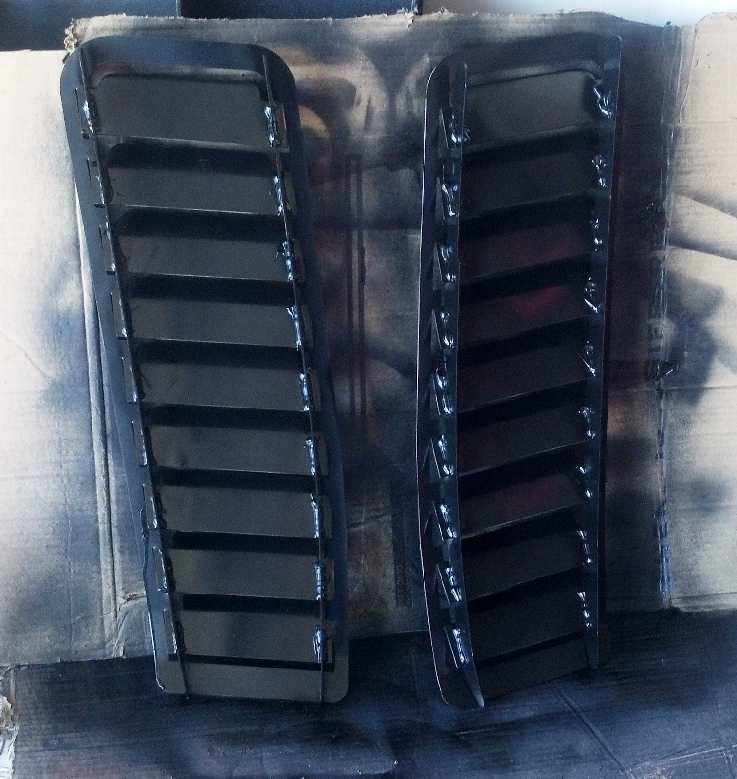 Super Car Build Hood Louvers