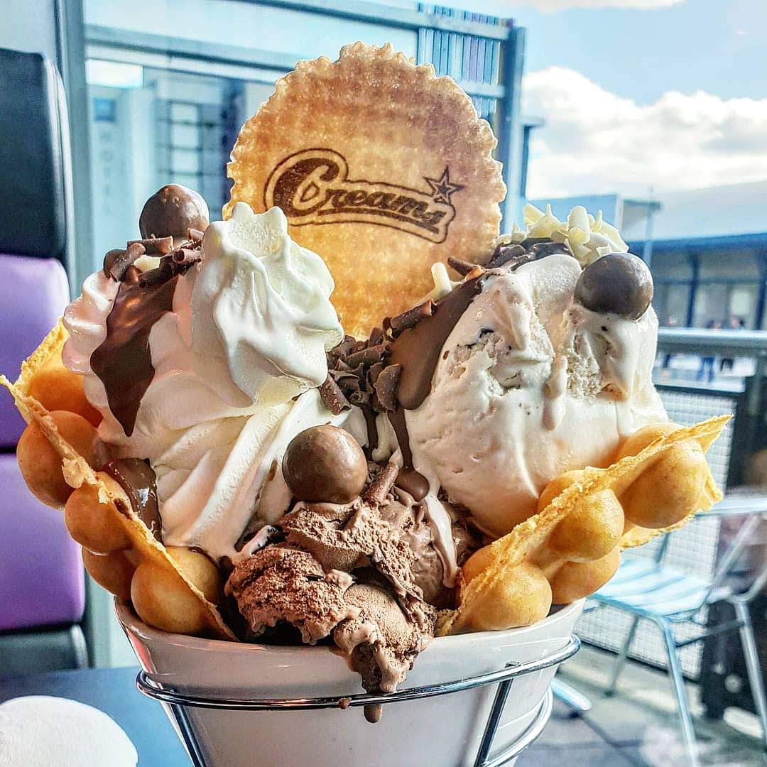 кафе мороженого. кафе мороженое пломбир. кафе кофе мороженое. ресторанное мороженое. кафе мороженое спб.