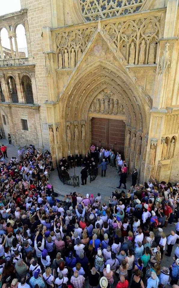 O Tribunal das Águas de Valencia, na Espanha, já fez mais de mil anos julgando conflitos de irrigação O Tribunal das Águas de Valencia, na Espanha, já fez mais de mil anos julgando conflitos de irrigação