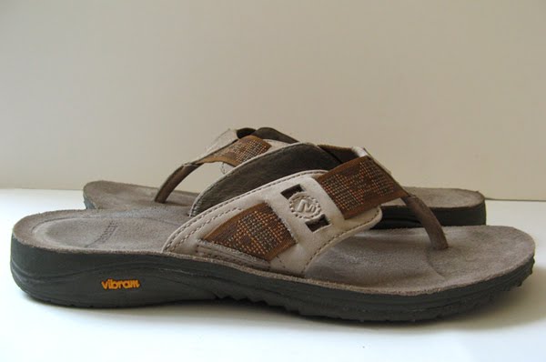 MERRELL SPORT SANDALS BROWN WOMENS SIZE 8