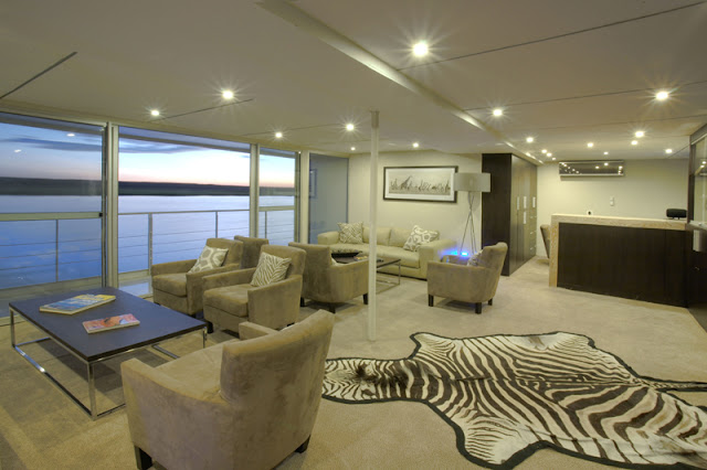 Luxury River Boat Safari Cruise 22