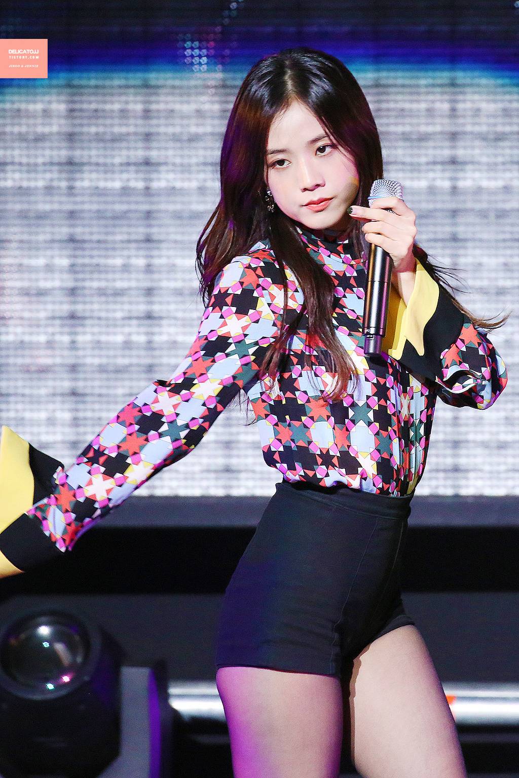 블핑 지수 도끼 블랙핑크 지수의 남다른 깊이 튼실한 하체