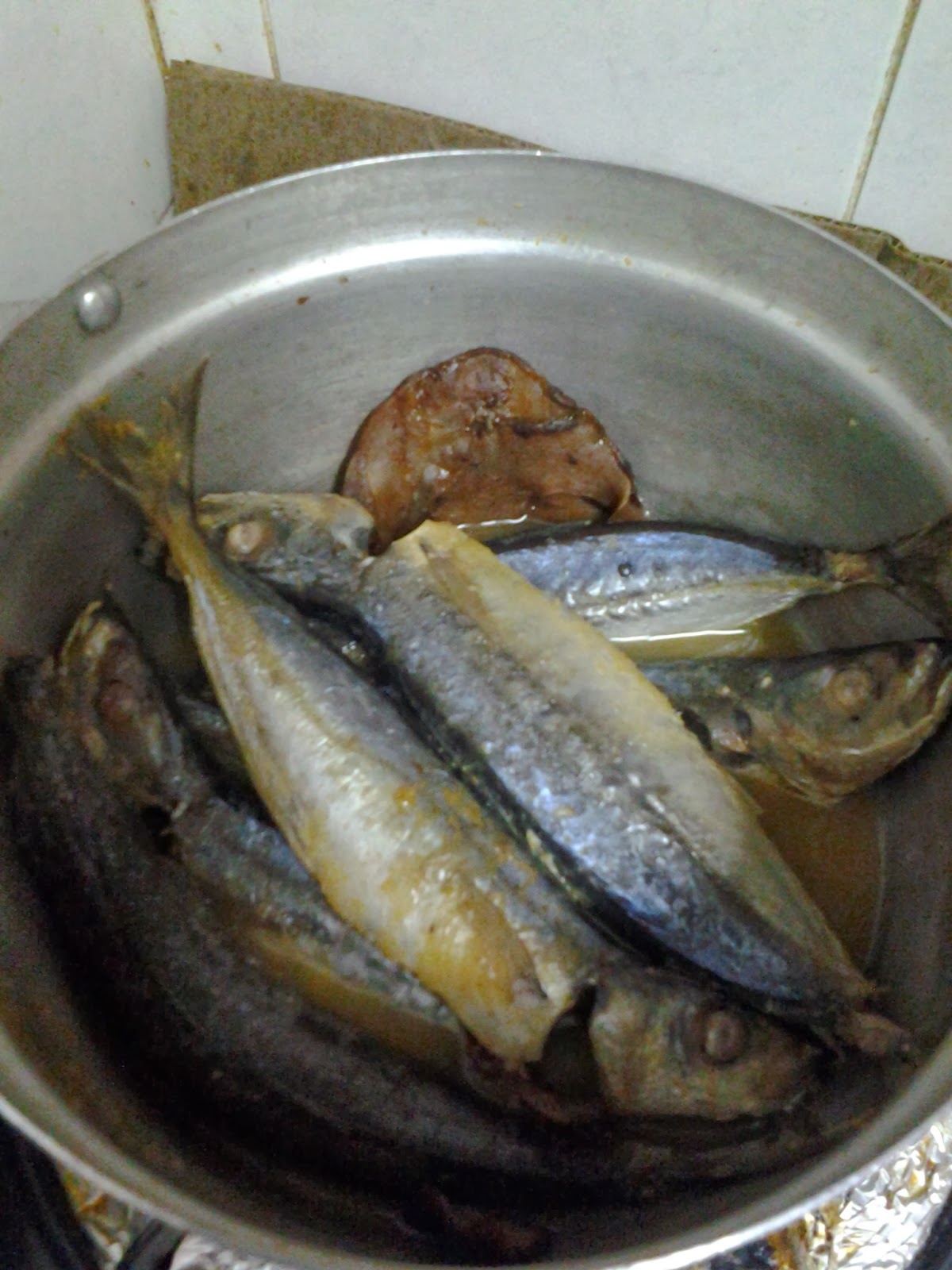 Nostalgia Ikan Rebus Catatan Sue Izza