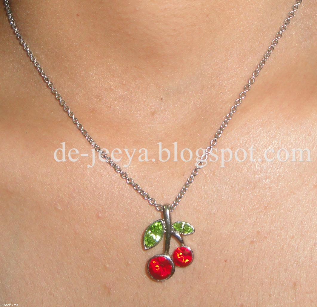 Jeeya's Beauty & Fashion Blog Review Girl , Inexpensive and