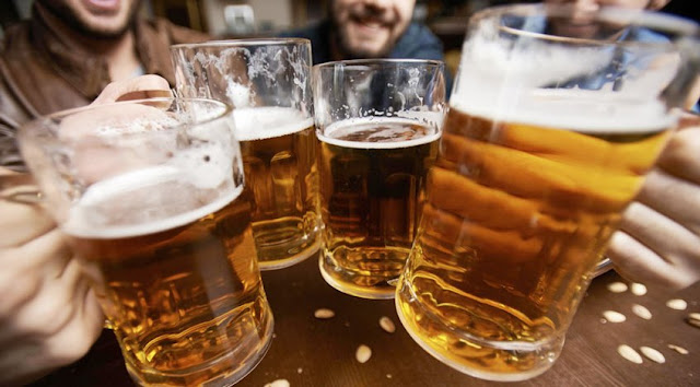 Tomar cerveza puede prevenir el Alzheimer