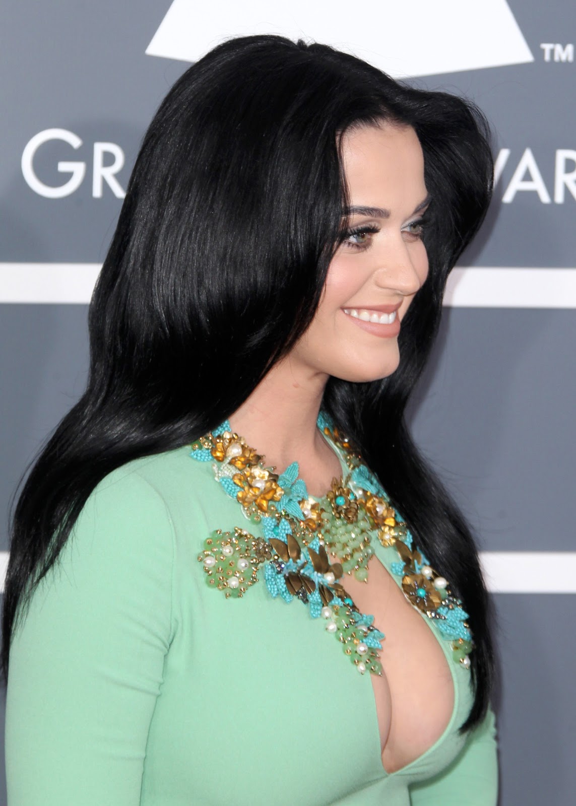 http://4.bp.blogspot.com/-yxhS7sZY6PA/URxM_xSCwCI/AAAAAAAAOnM/psivPbnWBII/s1600/Katy-Perry-141.jpg