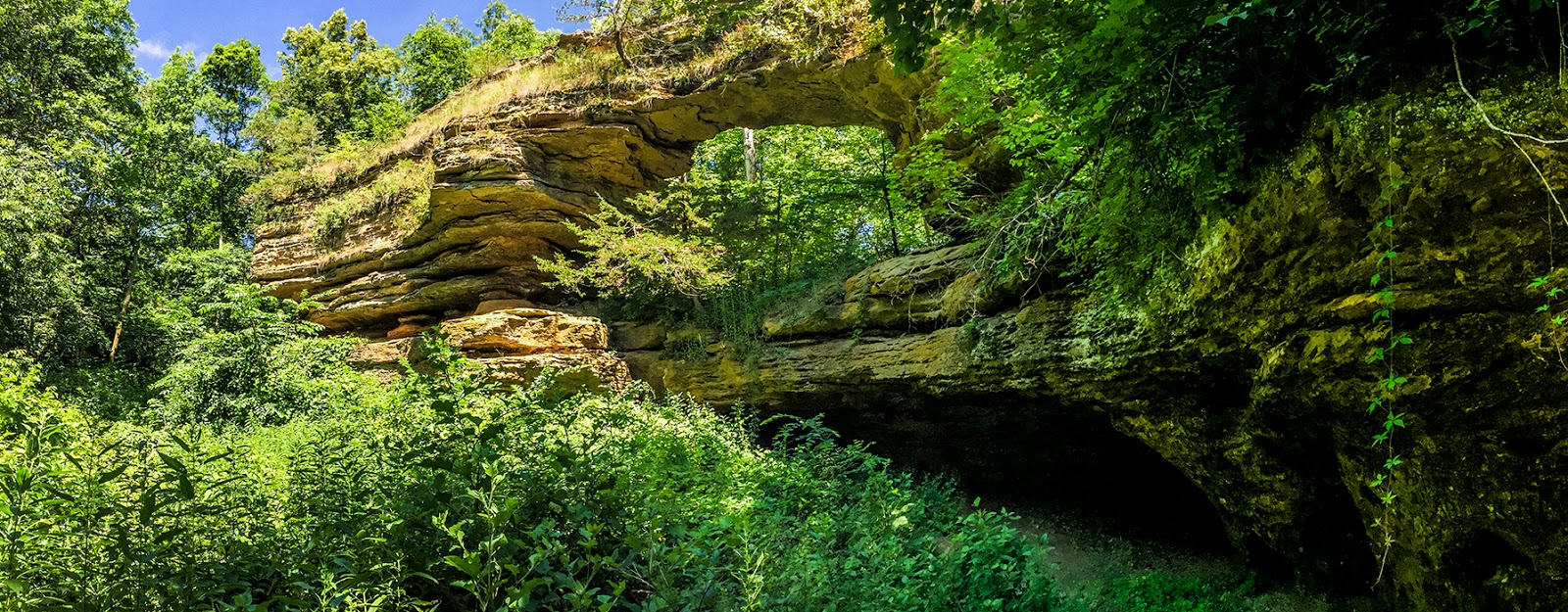 Wisconsin Explorer Hiking Natural Bridge State Park