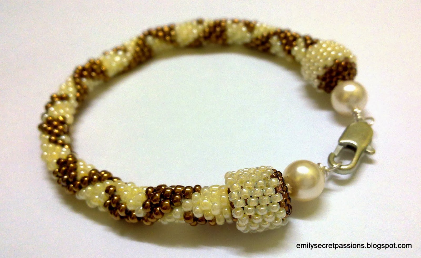 emily-secret-passions-crochet-beaded-rope-patterns