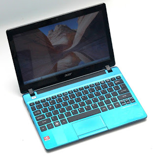 Laptop Acer Aspire 725 Bekas