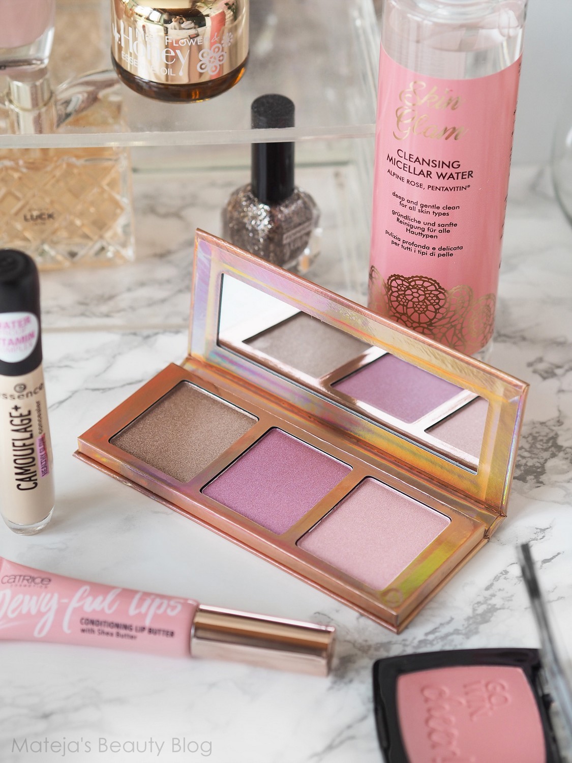 Essence Go for the Glow Highlighter Palette Mateja's Beauty Blog