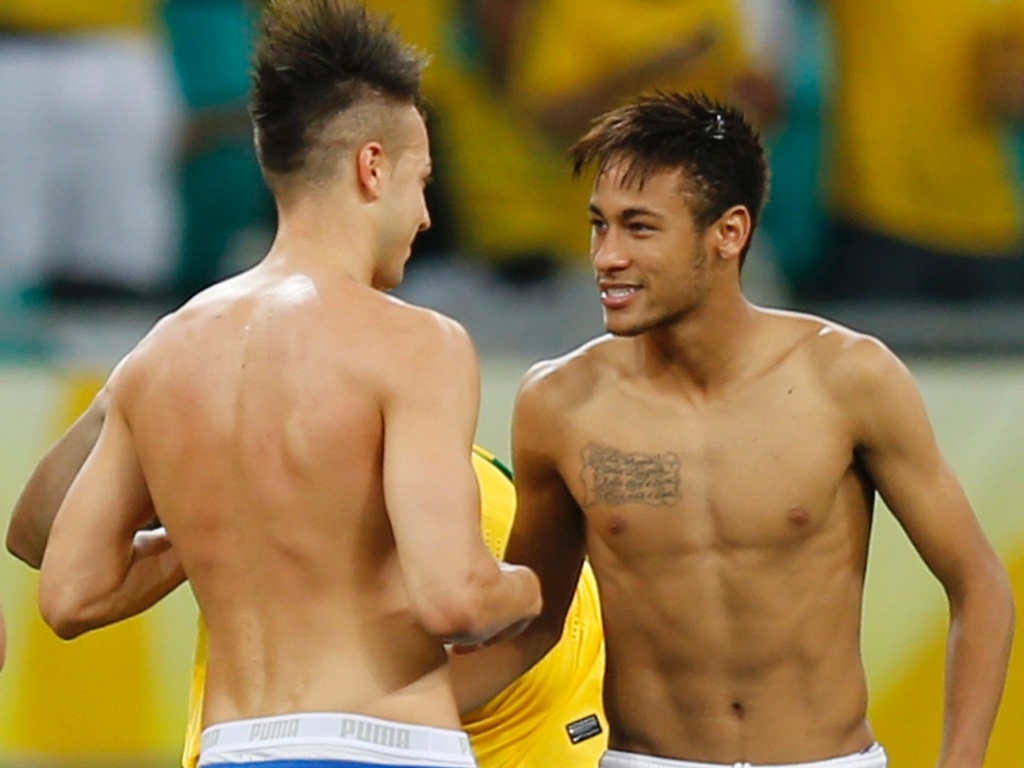 Neymar And El Shaarawy Shirtless Naked Wallpaper | Take Wallpaper